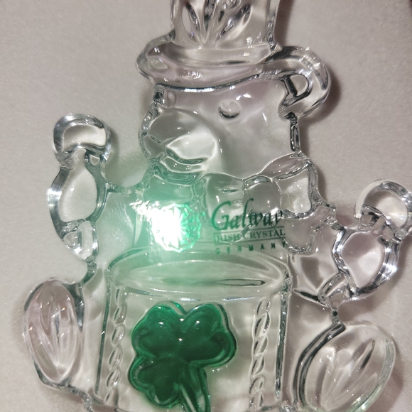 GALLWAY IRISH CRYSTAL BEAR - Picture 2 of 5